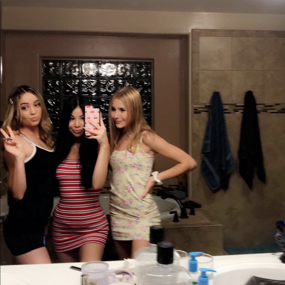 norayearinn_